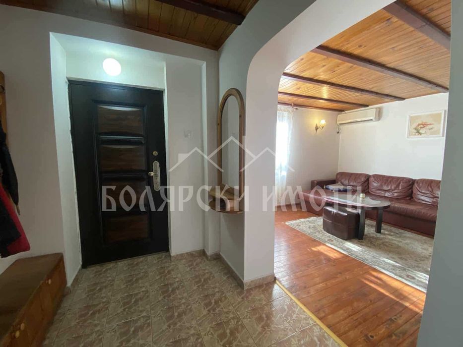 Продава се Къща в Дебелец - 202 кв.м за 477 €/кв.м - Снимка #11