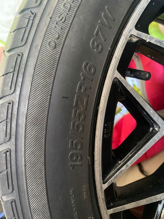 Продам диски vossen с резиной р16