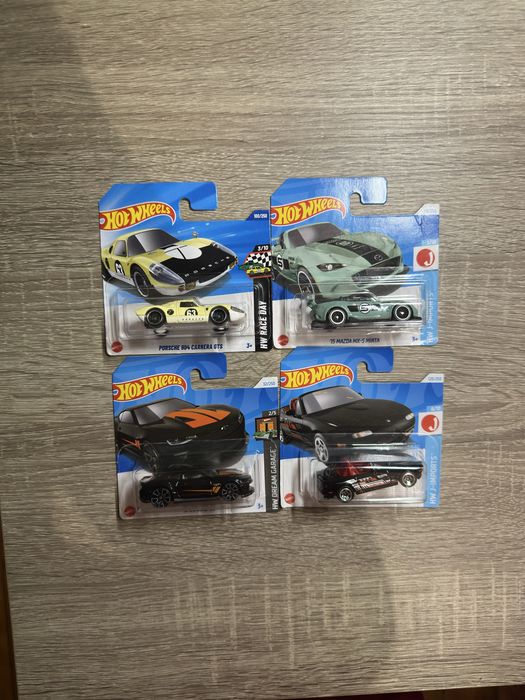 Hotwheels колички