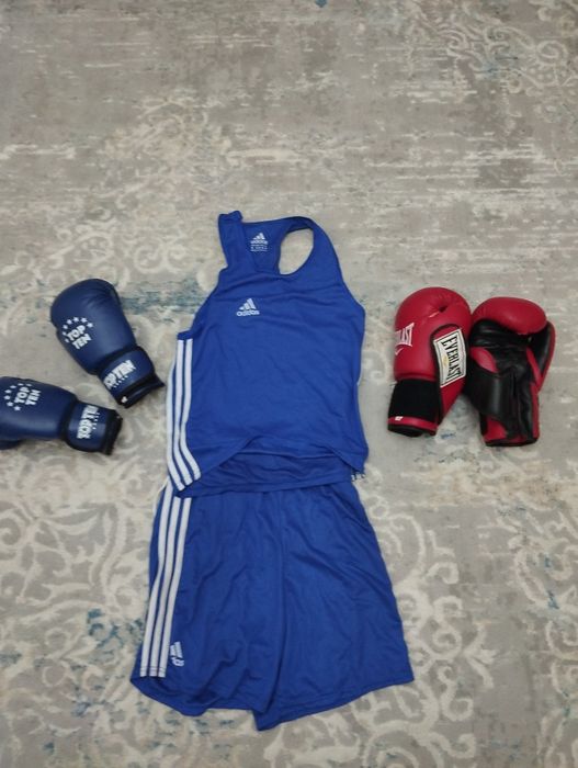 Продаю всю экипировку бокса