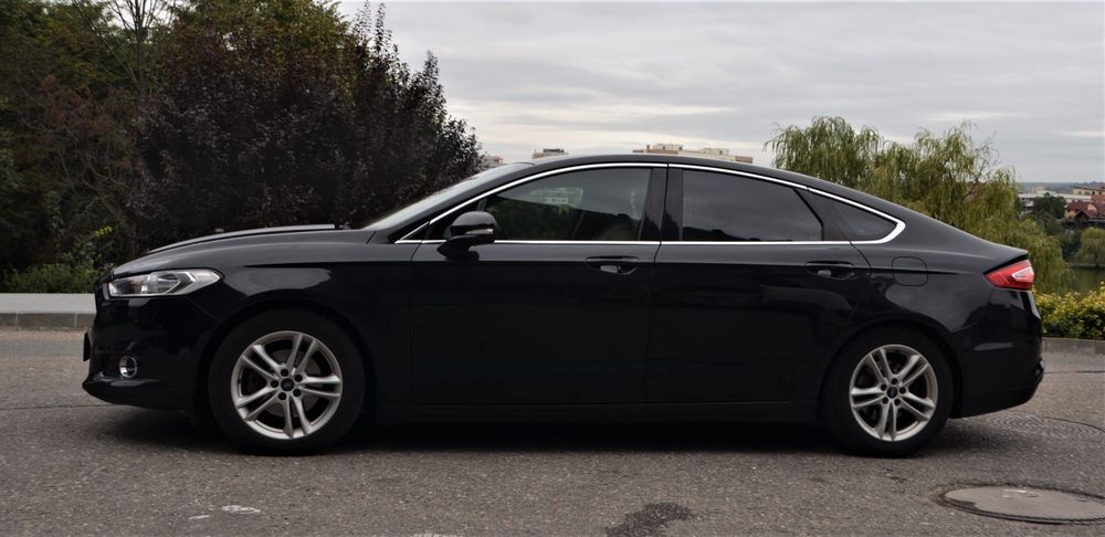 Ford Mondeo Vând Ford Mondeo MK5 stare perfecta