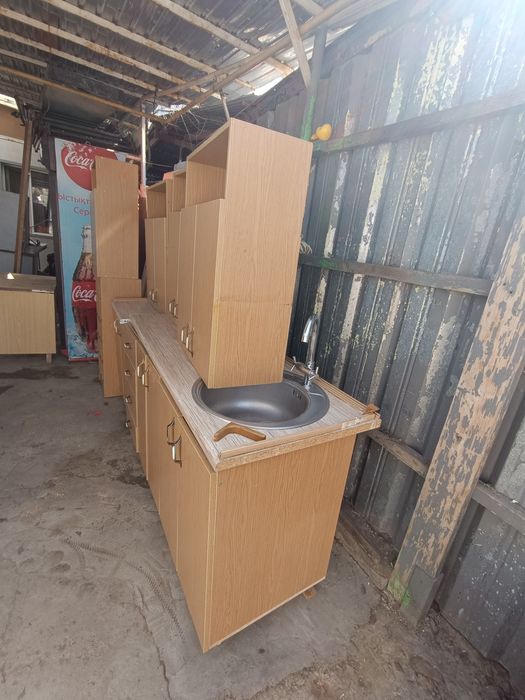 Кухонный гарнитур