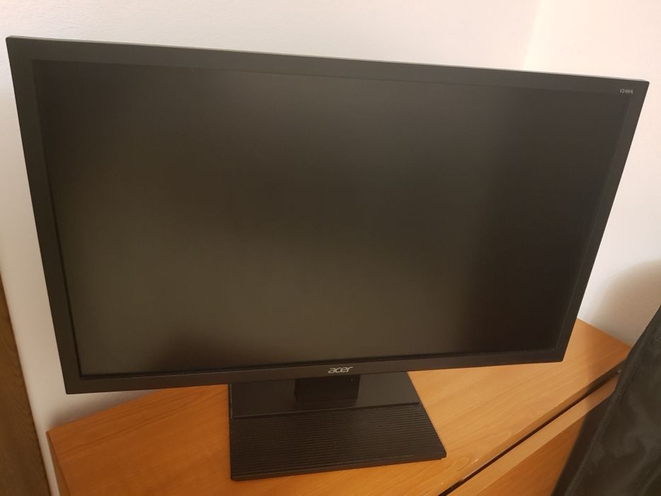 Monitor Acer V246HL de 24 inch Full HD 1920 x 1080 cu cabluri hdmi si vga