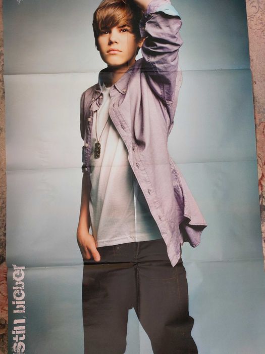 Giga poster Tokio Hotel Bill verso justin bieber