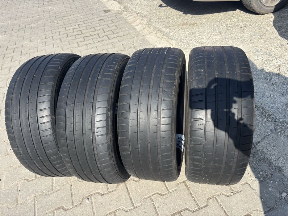 Mishelin Pilot Sport5 245/45/18