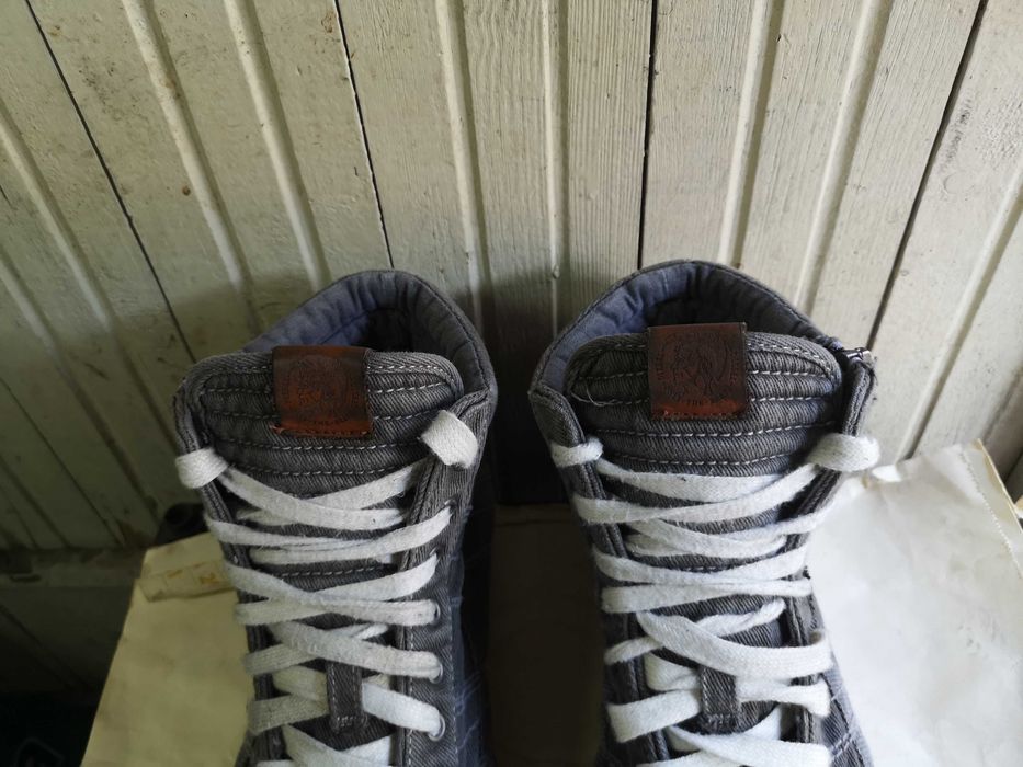 ''Diesel D-String''оригинални кецове 45 номер