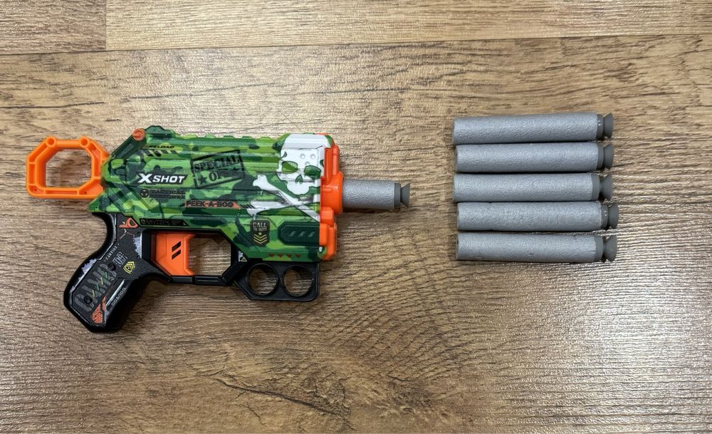 Игрушка бластер  с мягкими пульками