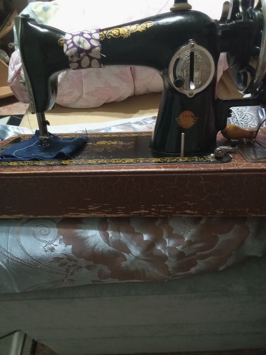 Швейная машинка ручная