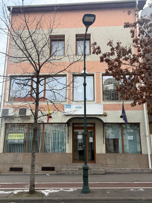 Spatiu comercial/birouri ultracentral – 270 mp – Vizibilitate maximă