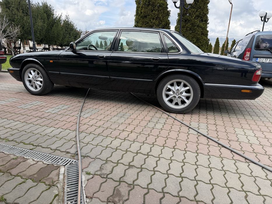 Jaguar XJ / Impecabil tehnic si optic