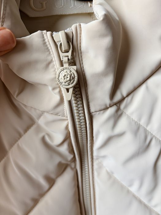 Елек с еластичен колан Guess