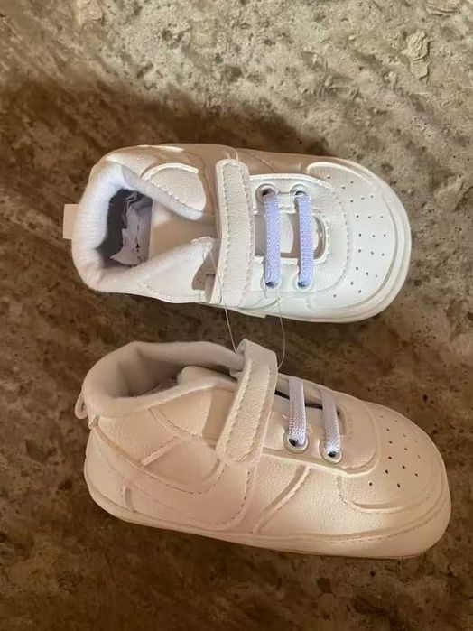 Бебешки обувки / маратонки за прохождане 7-12м Nike