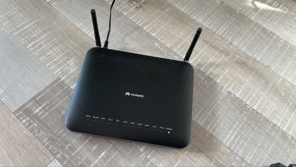 Рутер Huawei и суич TP-Link