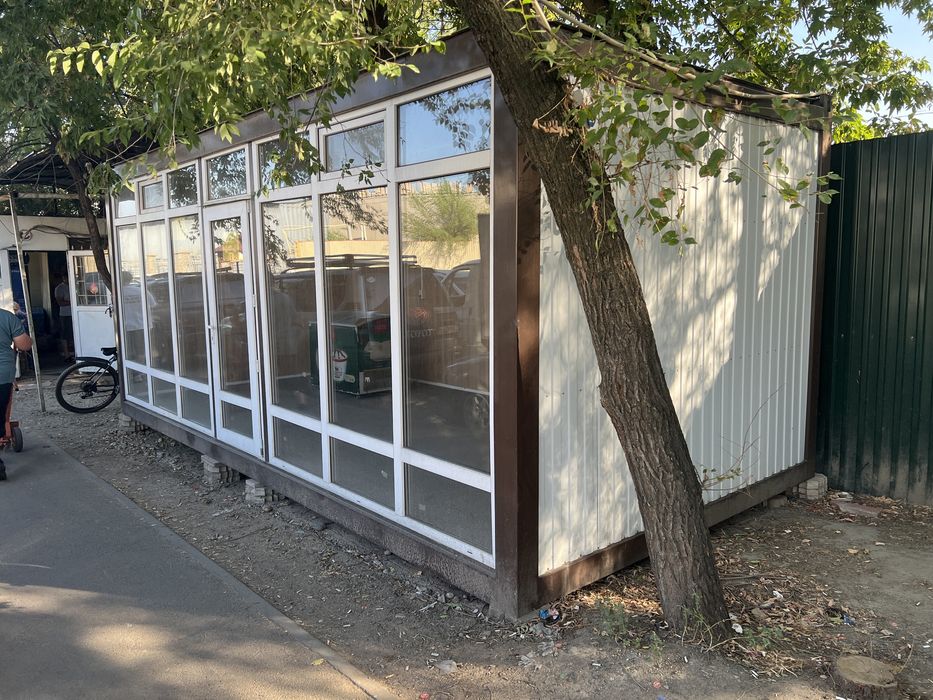 Киоск, торговый павильон