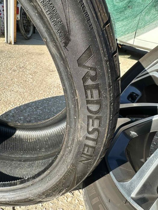 Гуми летни 295/30