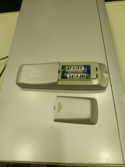 DK Digital DVD-915 Mpeg4 MP3 Player-Profesional