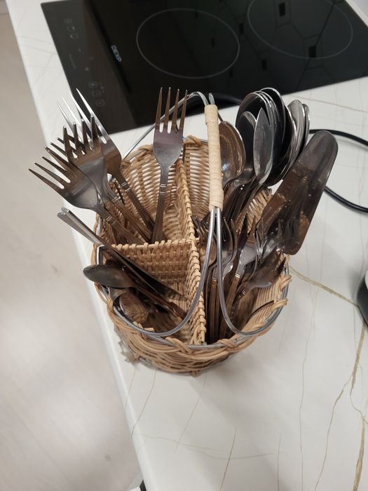 Продам б/у корзину