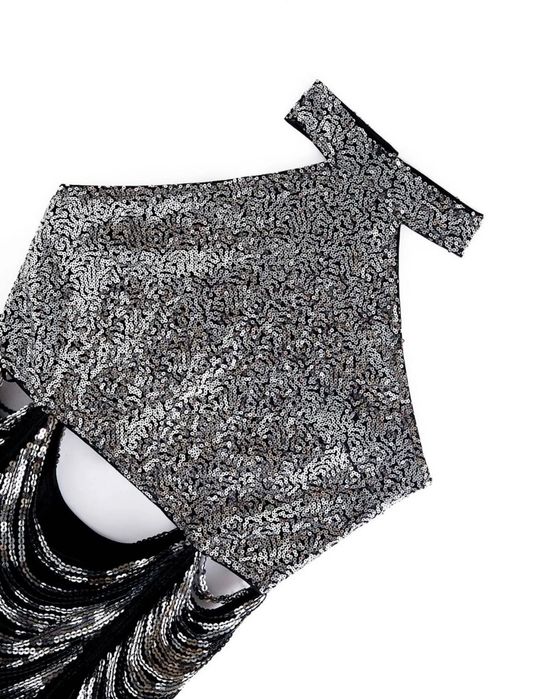 Секси нестандартна рокля