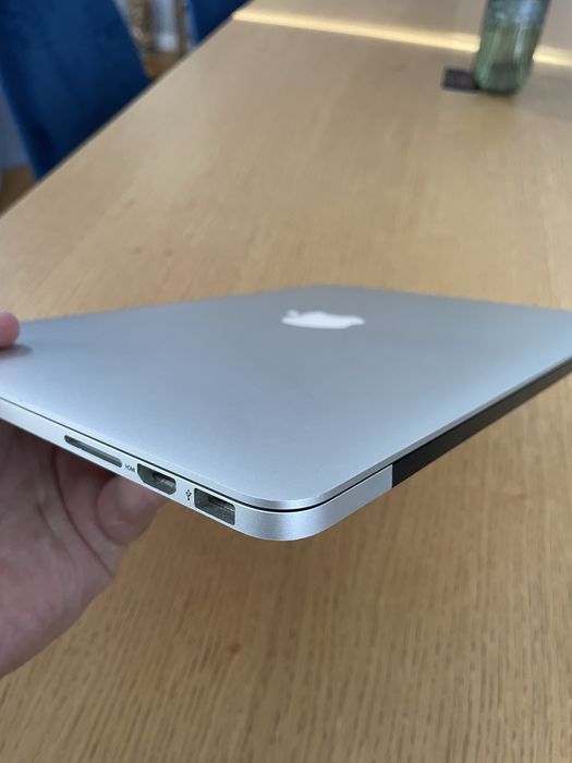 MacBook Early 2015  Retina 13 inch 500Gb