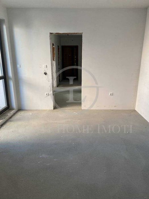 Продава се Тристаен апартамент в Пловдив, Тракия - 120 кв.м за 1359 €/кв.м - Снимка #4