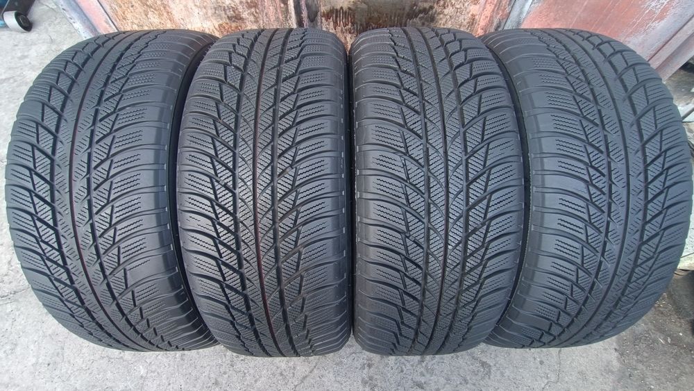 215/55/17 Bridgestone