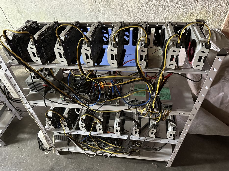 4 бр  Mining Rig ( копачка ) AMD ASUS RX 480