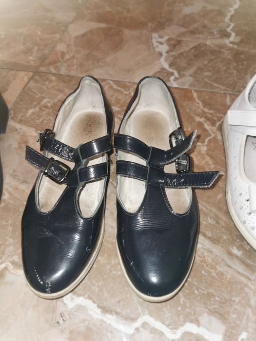 Обувь разная детская, женская