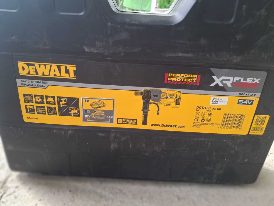 Диамантено-пробивна бормашина DeWALT