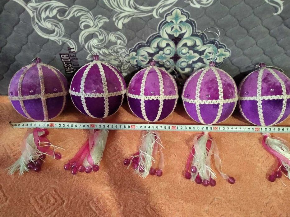 Ёлочные игрушки,Шары с кисточками,с камушками,не бьющиеся