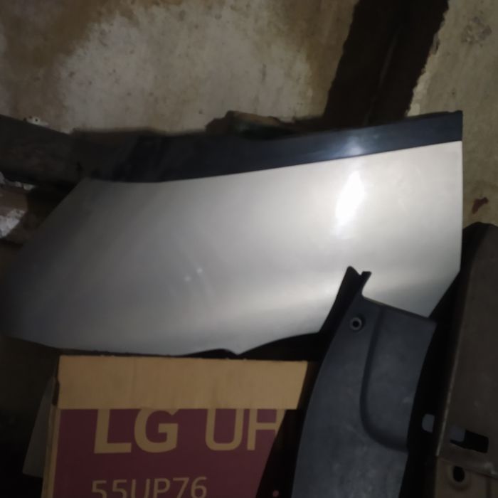 Тойота эстима люсида