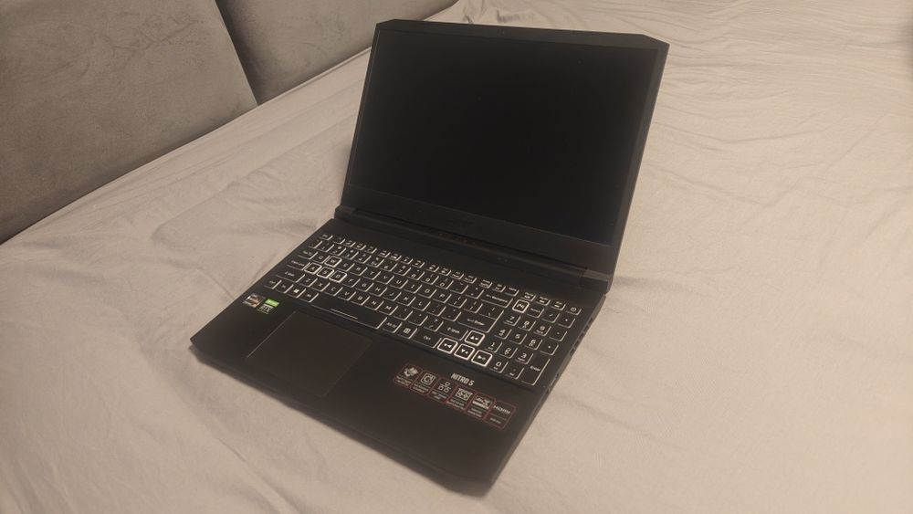 Геймърски лаптоп Acer Nitro 5 | 15.6" 144Hz | RTX 3060 | Ryzen 5 5600H | 16GB | 512GB SSD
