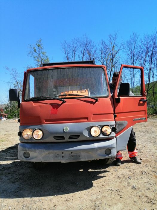 Vand camioneta basculabila Effedi