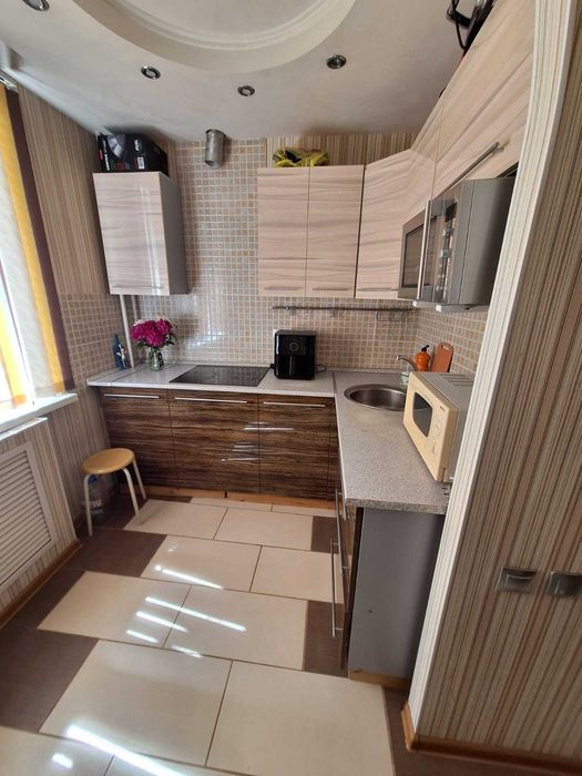 продам 1 комнатную квартиру