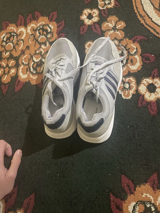 Krassofkalar  sotiladi yangi kiyilmagan razmeri 43