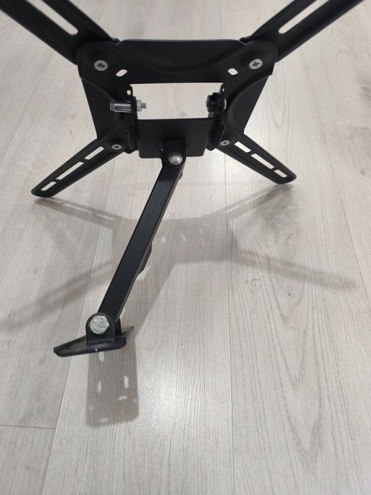 Наклонно-поворотный Кронштейн