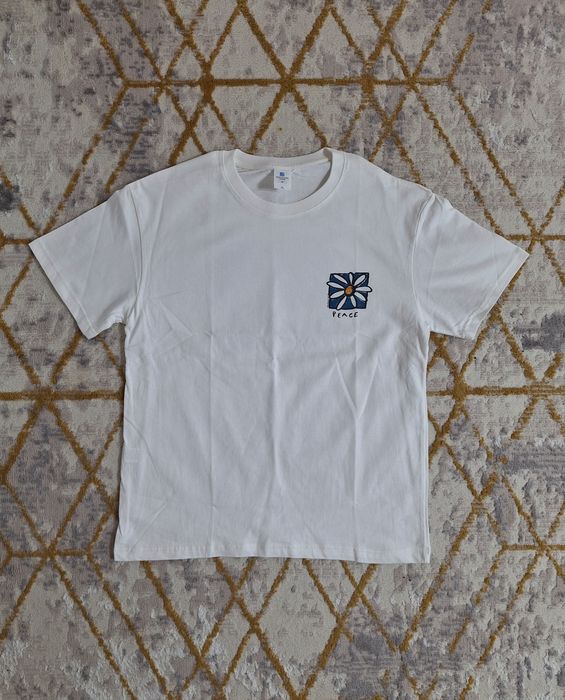 Продаю новую футболку