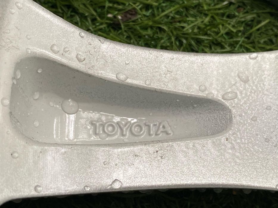 Диски оригинал R16 TOYOTA