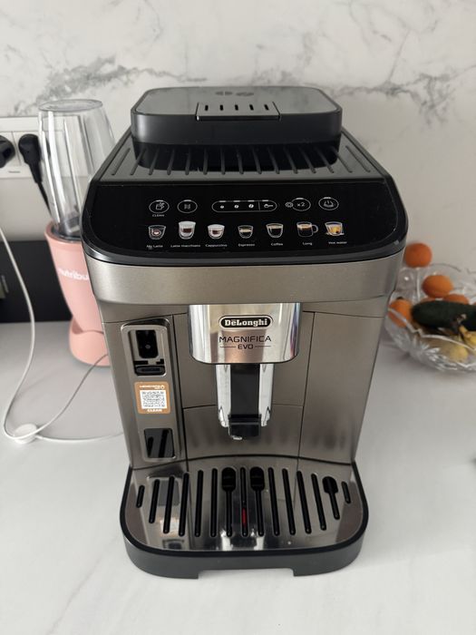 Espressor automat DELONGHI Magnifica Evo