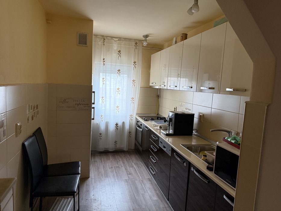 Apartament 3 camere micro 17