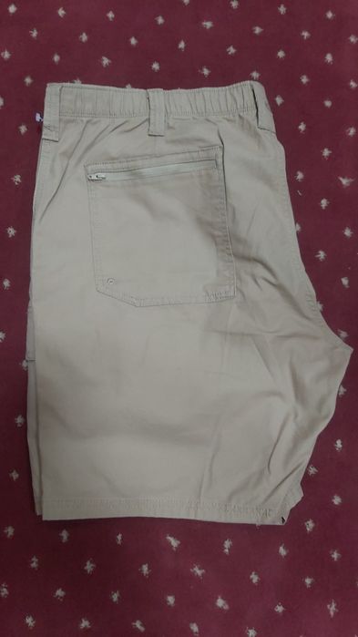 Продаю новые шорты