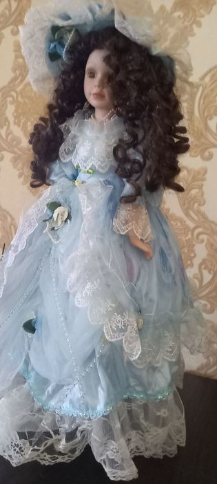 Керамическая КУКЛА сувенир