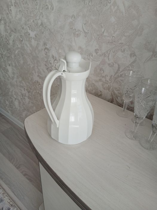 Продам термос 1 литр