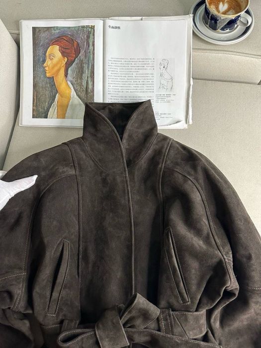 Продам куртку верхнюю одежду The Row