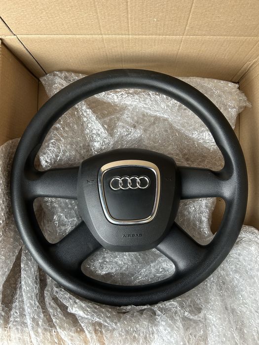 Оригинален волан с Airbag Audi A3 8P / A4 B7 – продава се и отделно