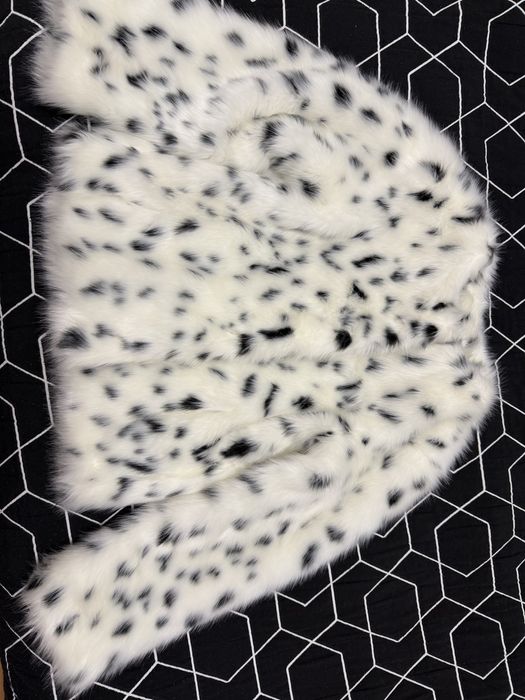 Палто от изкуствен косъм ZARA