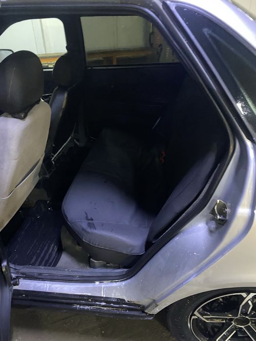 Приора срочно продам