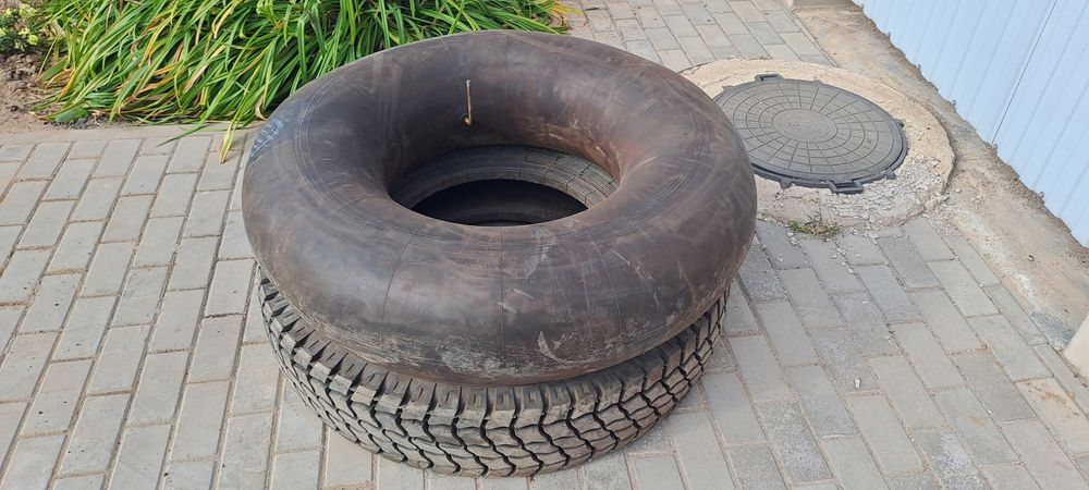 Продам шина покрышка на камаз 11 R20