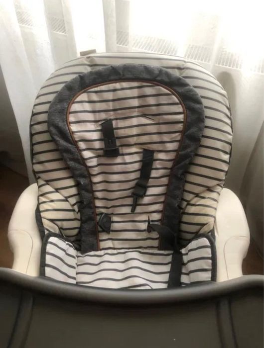 Scaun de masa pentru copii Graco Table2Boost