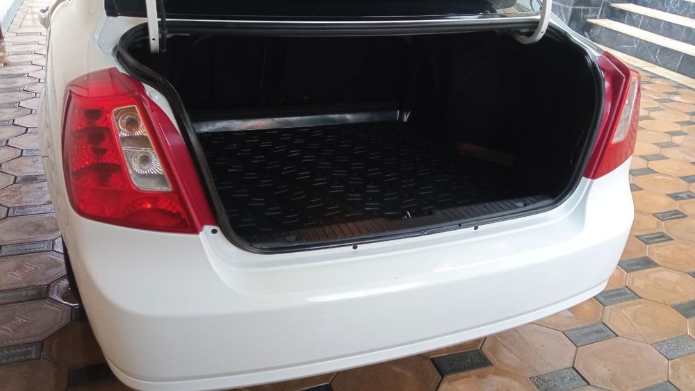 Jentra oq tozza 1 o'zim haydaganman