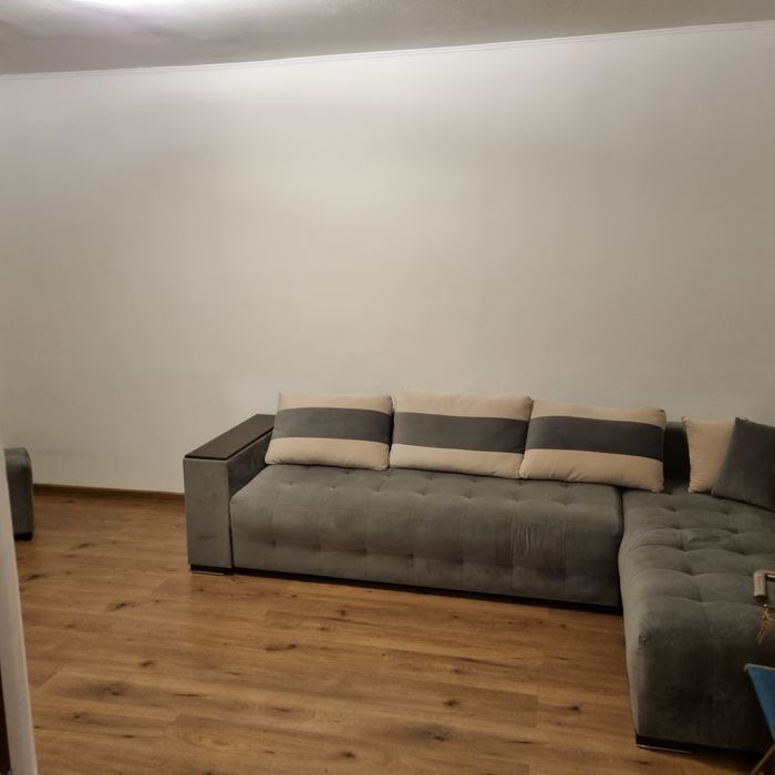 Vând Apartment 2 camere  decomandat zona casa de cultura